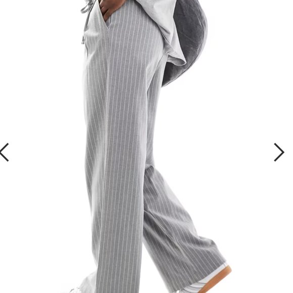 ASOS DESIGN tailored pull on pants in gray pinstripe - Picture 2 of 5